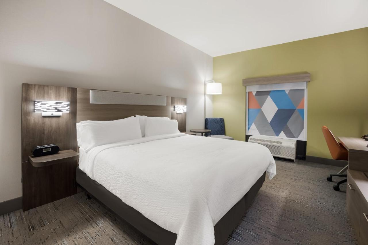 Holiday Inn Express Hotel & Suites Perry, An Ihg Hotel Exterior photo