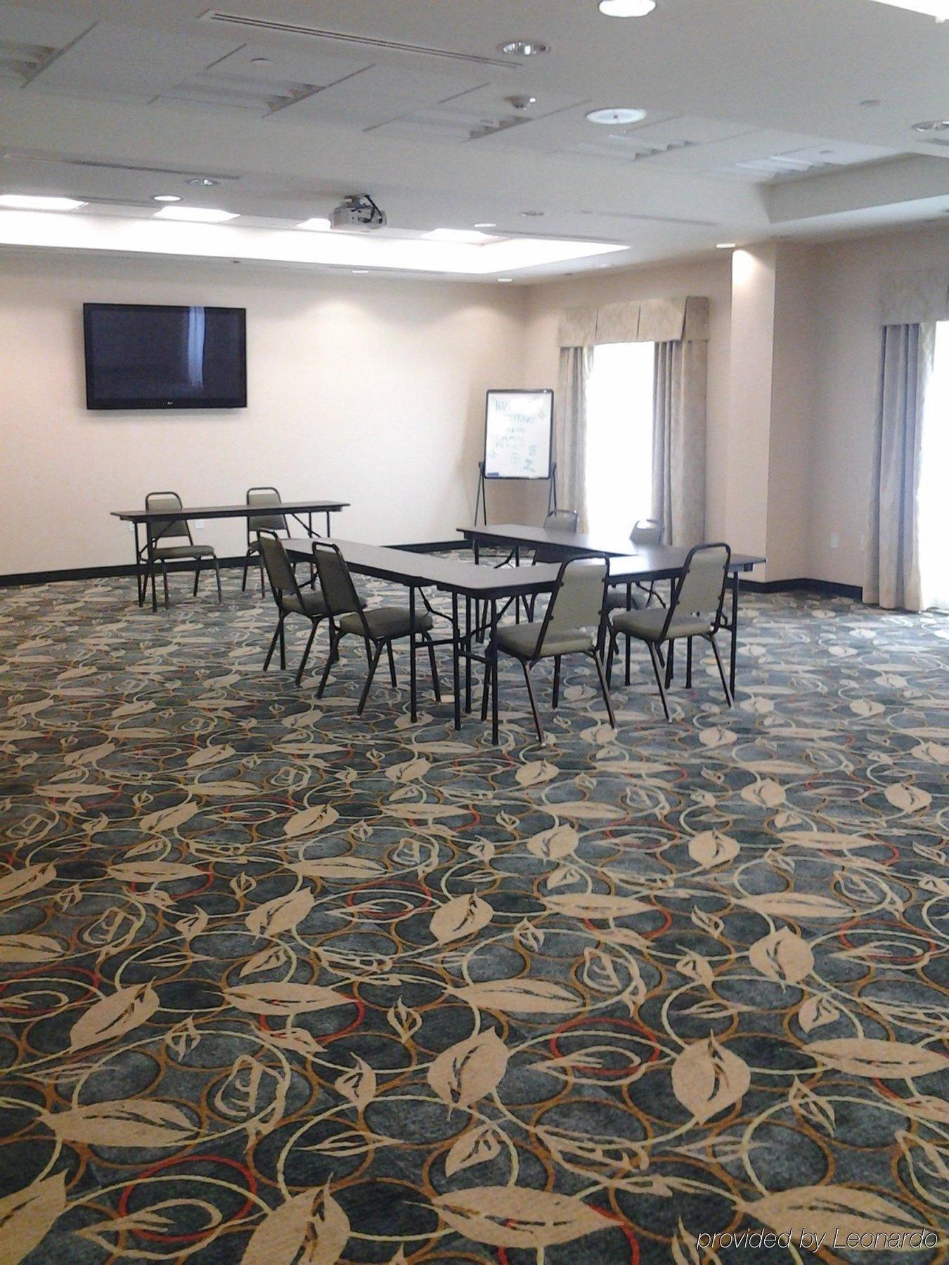 Holiday Inn Express Hotel & Suites Perry, An Ihg Hotel Exterior photo