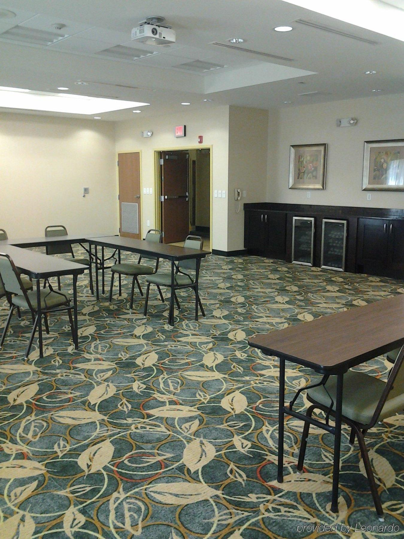 Holiday Inn Express Hotel & Suites Perry, An Ihg Hotel Exterior photo