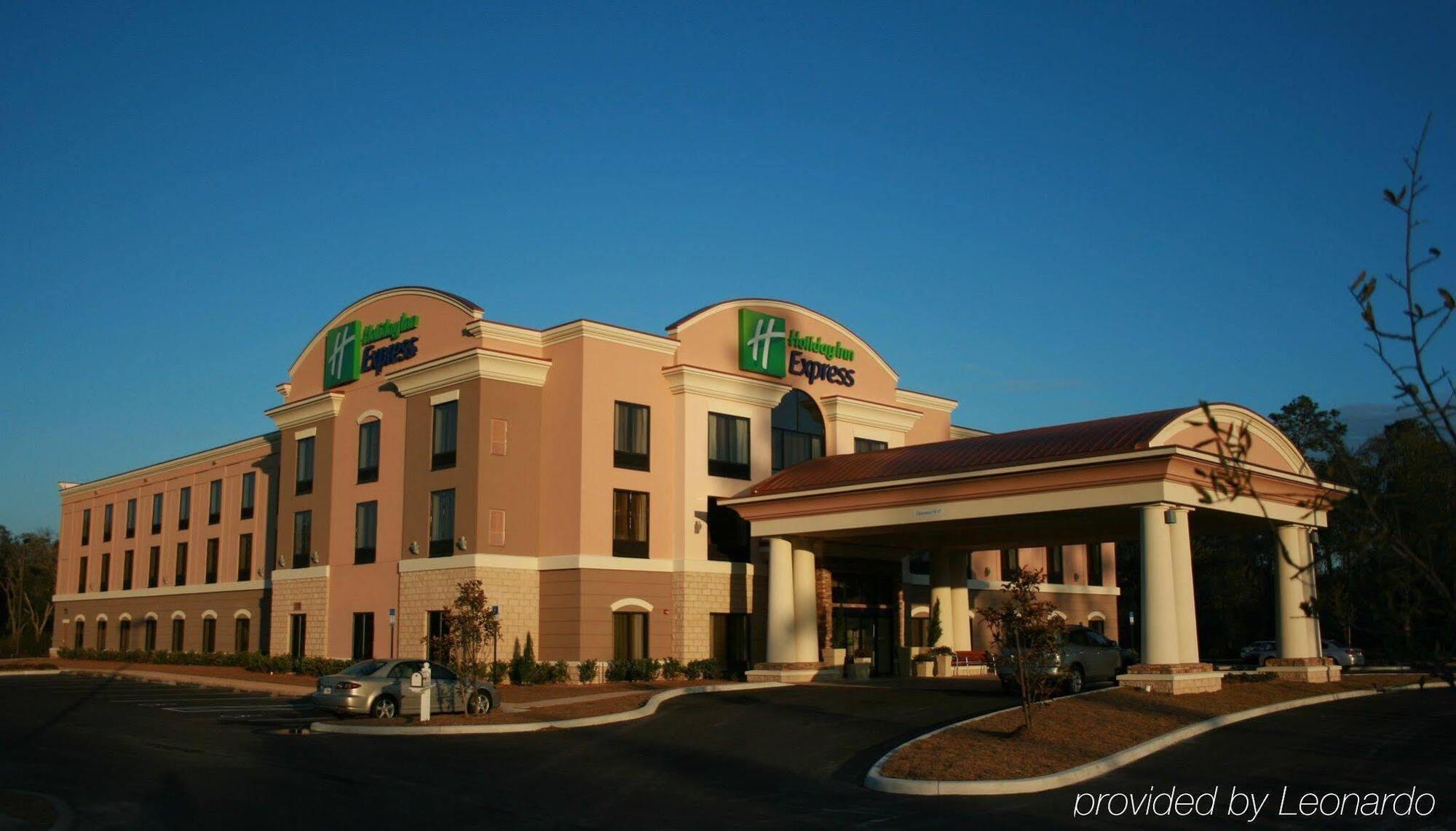 Holiday Inn Express Hotel & Suites Perry, An Ihg Hotel Exterior photo